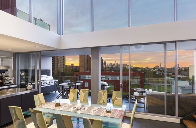 Inner-City Penthouse Apartment
