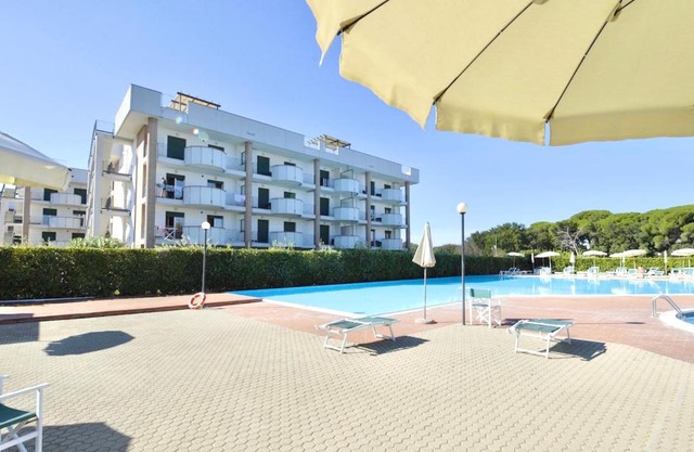 ISA - Apartments 4 beds in Residence Mirto and Corbezzolo with swimming-pool in San Vincenzo