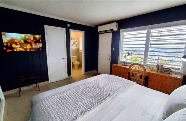 Island View Guest House- Poolside Room # 2