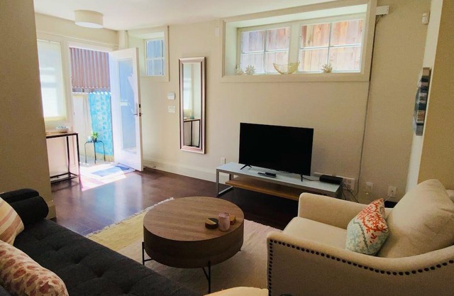 *It's not too late!* NEW Listing by Super Host