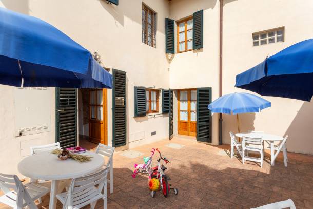 Montignana Apartments
