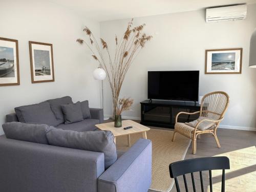 IVIS House - Cozy Seaside Apartment at "Šventosios Vartai" J-1