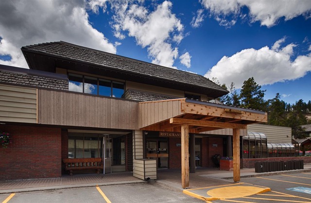 Jasper Inn & Suites by Innhotels