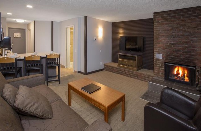 Jasper Inn & Suites