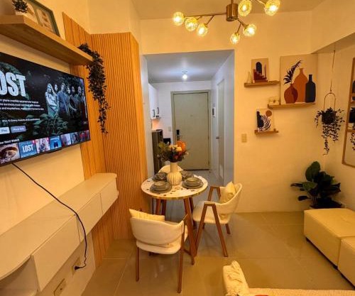Jazz Residences Deluxe suite by Lynz Staycation