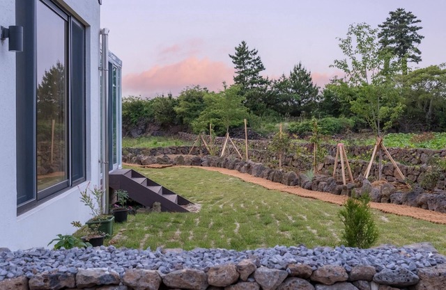 Jeju Moridarakbang Pension