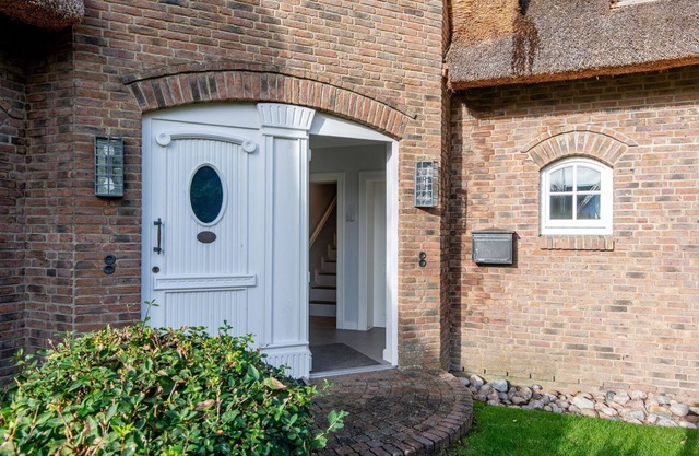 Juliane - Gallery suite - thatched. Nature. Garden.