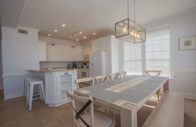 JULY 31 OPEN! 2nd tier, great views, stunning updated home, POOLS, tennis!
