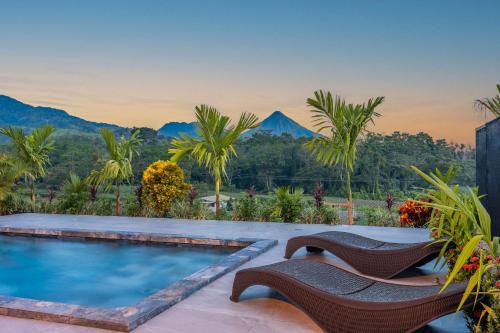 Kaluma Macaw Farmstay Villa