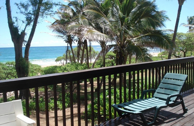 Kauai -Anahola Beach Front
