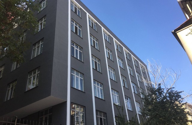 Kayhan Hotel