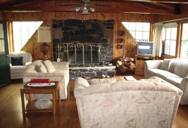 Kern Riverfront Lodge