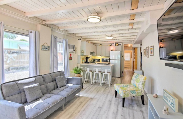 Key Largo Home w/Dock & Private Beach Access
