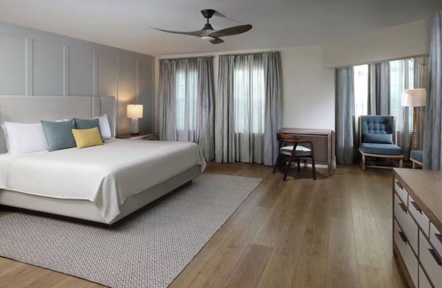 Key West Retreat – Perfect for Poolside Relaxation & Serene Garden Views!