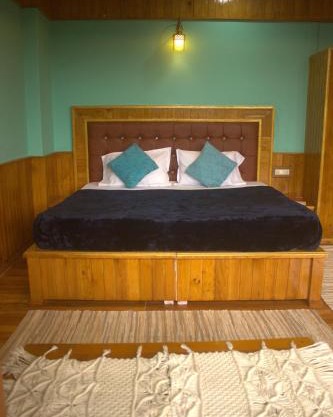 Khaapus Home Naggar