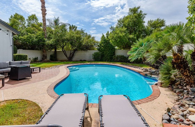 Kierland Scottsdale location w/ Heated Pool*!