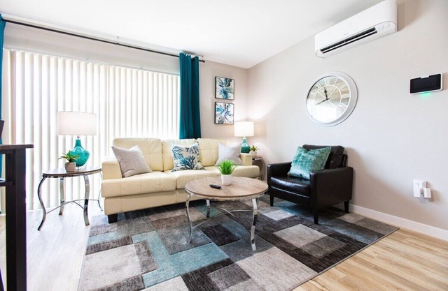 King Bed| Full Kitchen |55"TVs|Fast Wi-Fi | |W/D