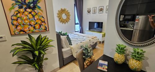 KL Bukit Bintang Condos with an Infinity Pool, Gym and Panoramic Views by Asian Cajun Vacations