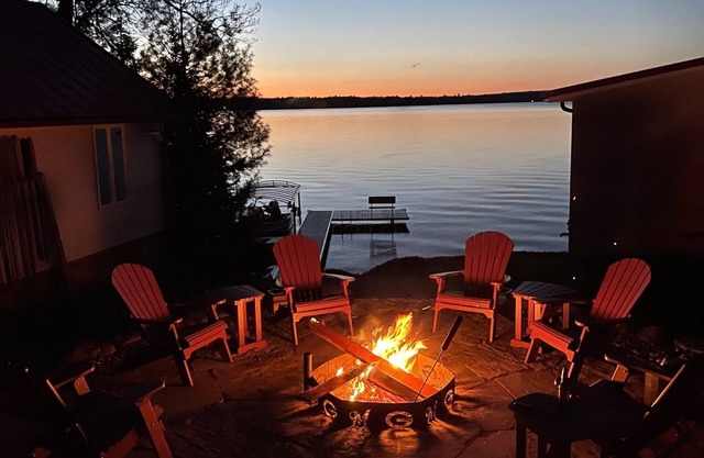 Lac Vieux Desert Lake Front Cabin
