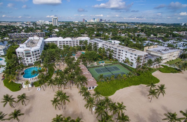 Lago Mar Beach Resort & Club