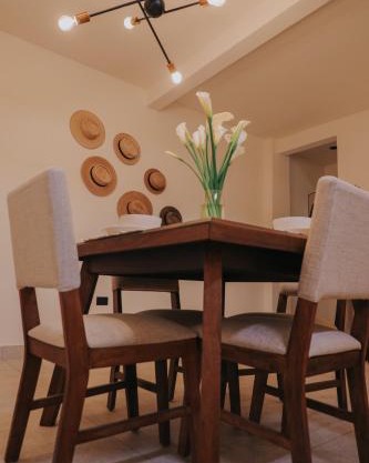 Lahos Apartament's