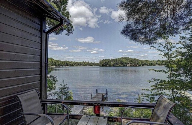 Lakefront one bedroom cabin with private dock