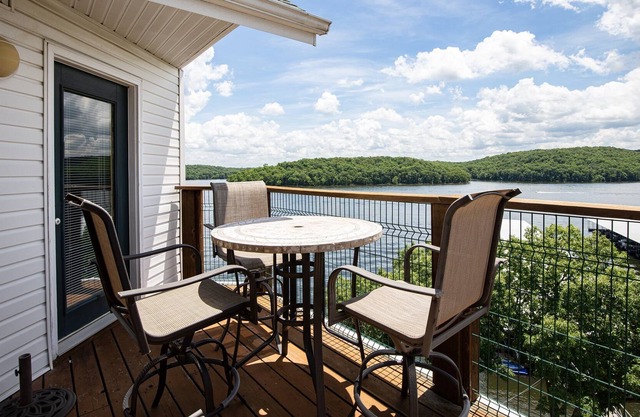 Lakeside Landing