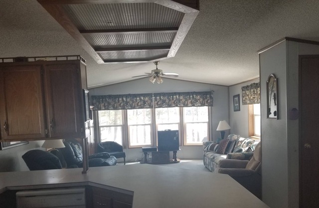 Lakeview mobile home locate at Beautiful Blueberry Hill resort on Blueberry lake
