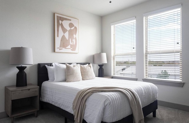Landing | Amazing 1BD, Clubhouse, Gym