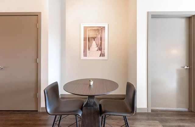 Landing at Bridgetown Lofts - 1 Bedroom in Northwest Portland