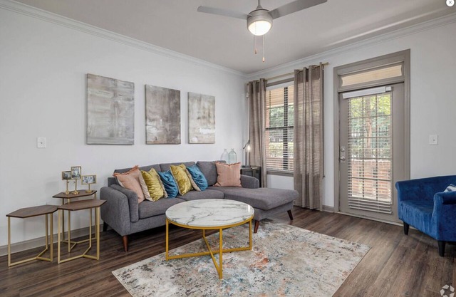 Landing at Monroe Place - 1 Bedroom in Lenox Park