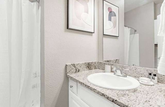 Landing at The Bridges At Germantown - 2 Bedrooms in Downtown Germantown