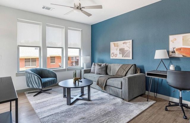 Landing | Stunning 1BD, Gym, Courtyard