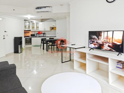 Large 3BR Rasuna Apt with Pool, Gym, WiFi by 2ndHome