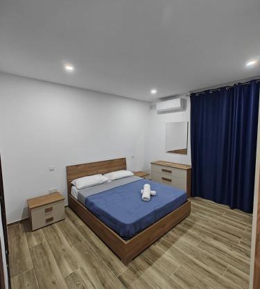 Large Deluxe Apartment