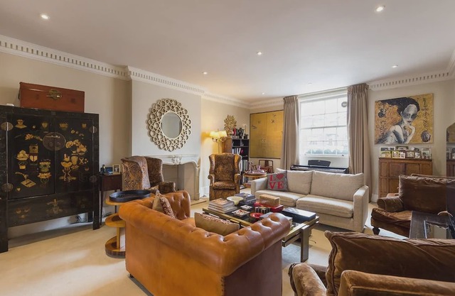 Large & Elegant 2 Bed 2 Bath, Belgravia Penthouse