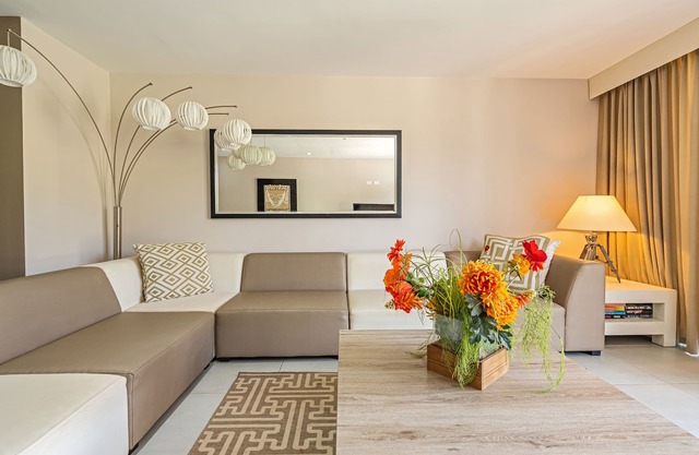 Large Family Apartment Close to Beach
