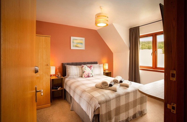 Last-Minute | Double Room, Field Views + Parking