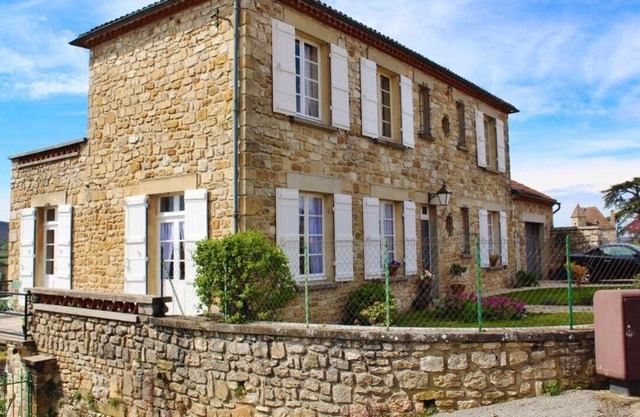Le Presbytère - B&B With Stunning Views Bedroom 2