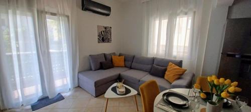 Lemon Drop Beach Apartment
