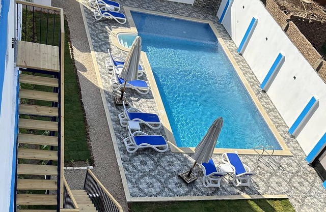 Lemon Tree Guest House and Swimming Pool