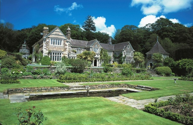 Lewtrenchard Manor