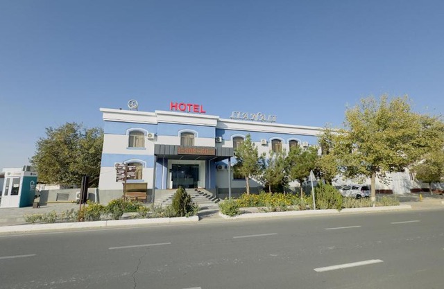 LIANALI HOTEL
