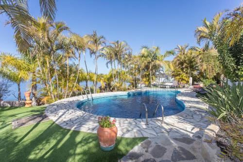 Lightbooking Fuencaliente La palma vistas al mar con piscina 6