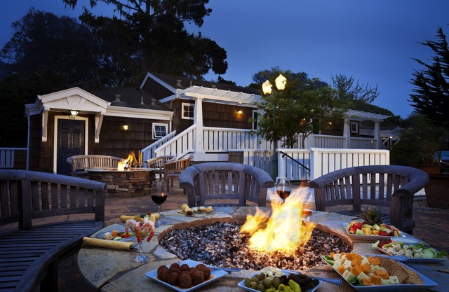 Lighthouse Lodge And Cottages