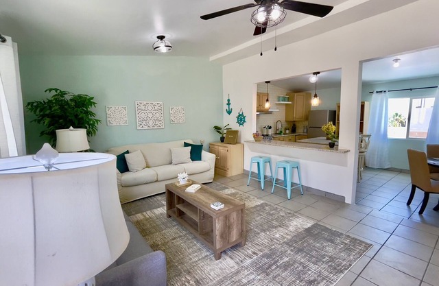LiliesByTheSea 2 Bedroom 2 Bath Cottage