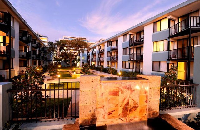 Lodestar Waterside Apartments