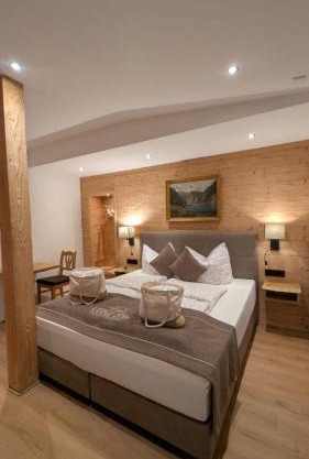 Lodge 2713, Privat Spa ,Sauna, Outdoor Whirlpool, Kamin, Kfz Ladestation, Top Alpenpanorama,