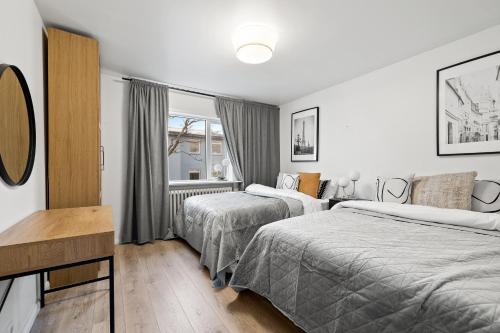Lokastígur Charming and Inviting Apartment