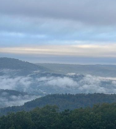 Lookout Mtn cabin with a view